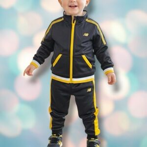 New Balance Toddler Boy’s Gray Yellow Athletic Track Suit Outfit Size 2T